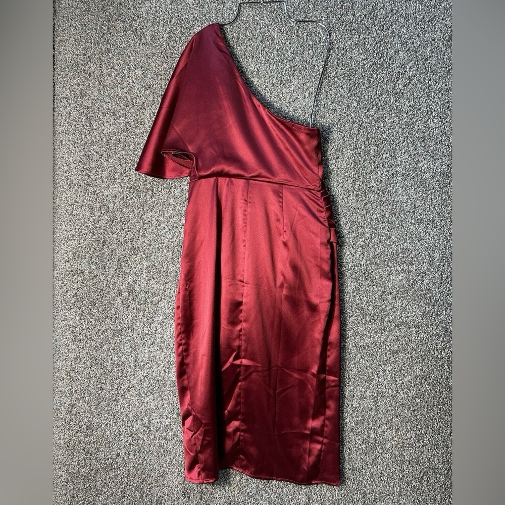 CUPSHE Women's Satin Dress Backless One Shoulder Short Sleeves Midi Sz Small - Picture 11 of 12